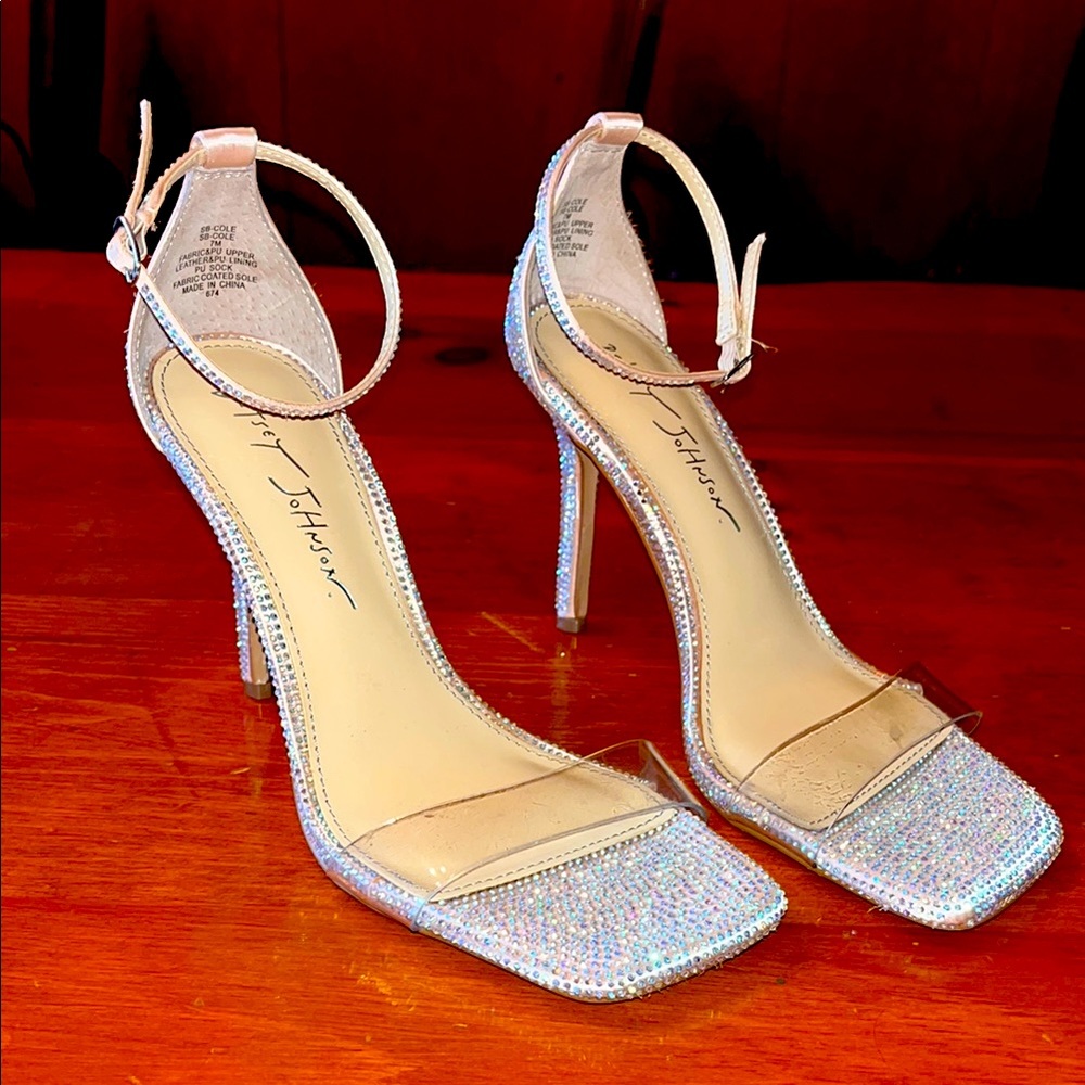 Betsy Johnson Sbcole shoe